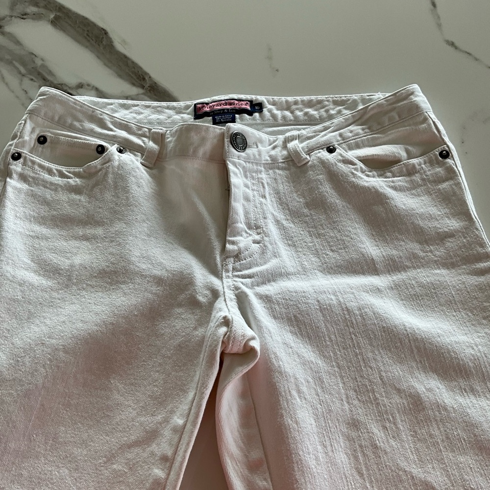 Vineyard Vines white jeans size 10